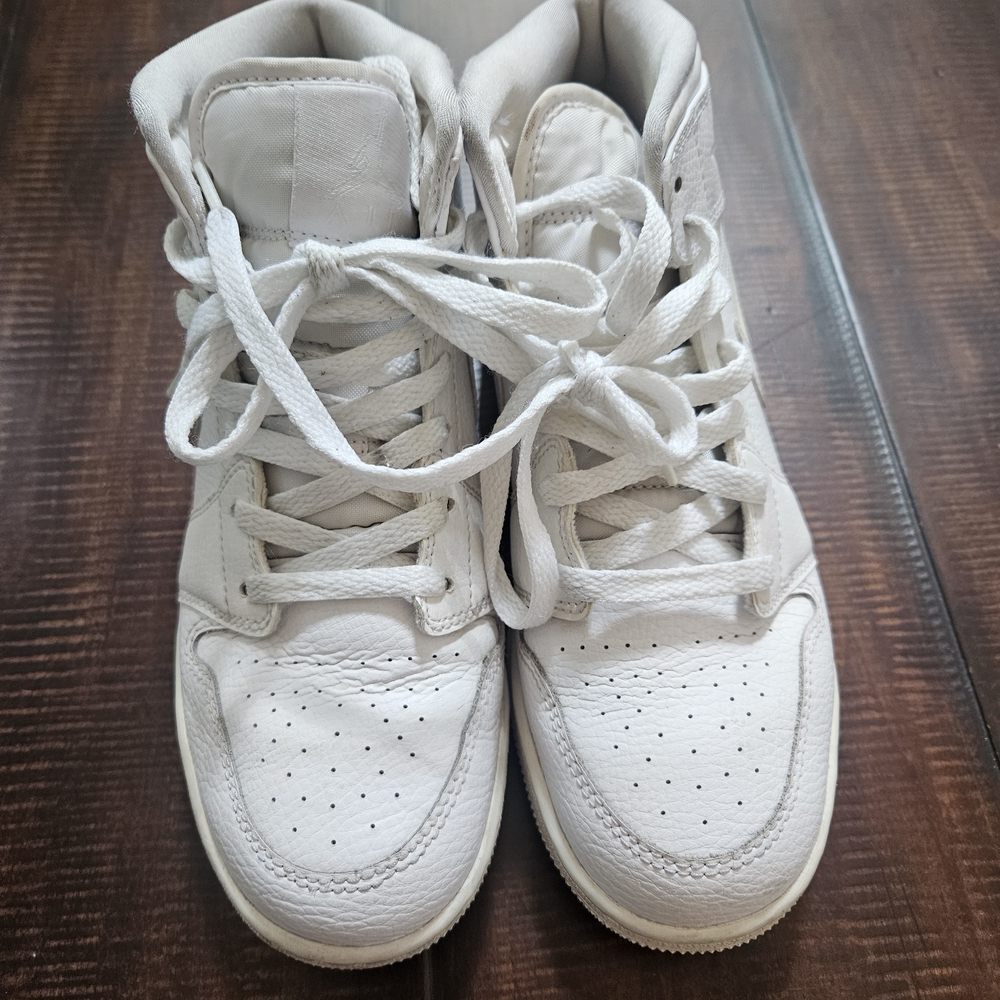 Nike Women's White High-Top Athletic Sneakers